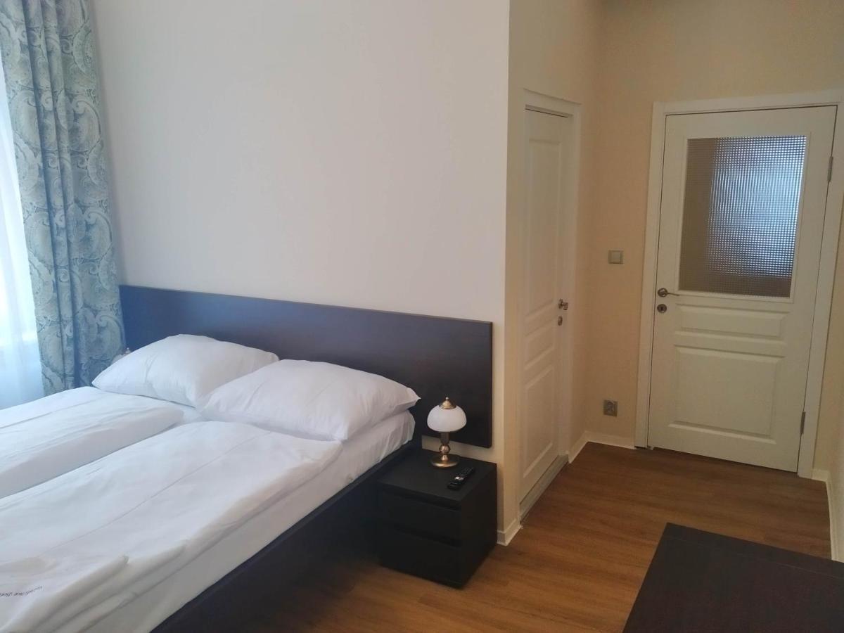 Rezidence Beethoven Apartamento KLV Exterior foto