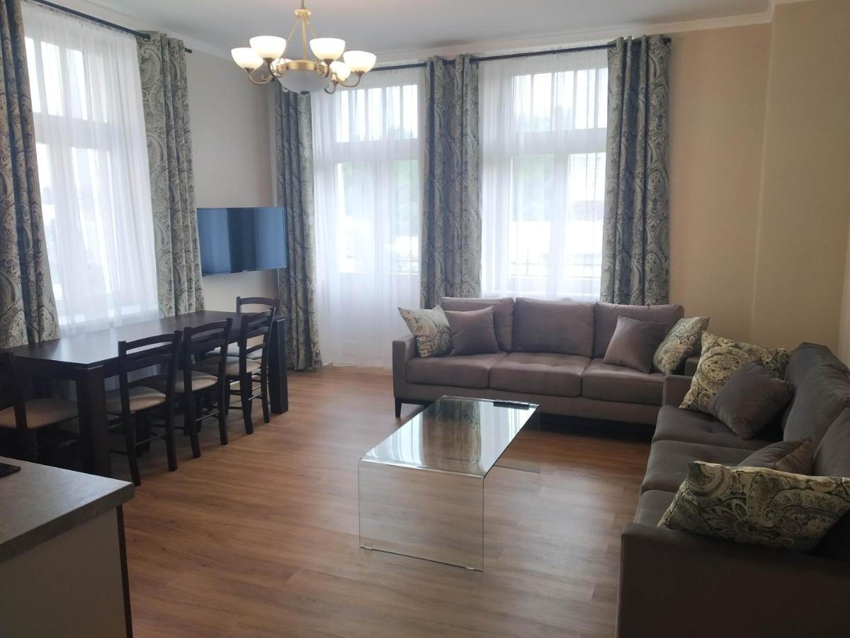 Rezidence Beethoven Apartamento KLV Exterior foto