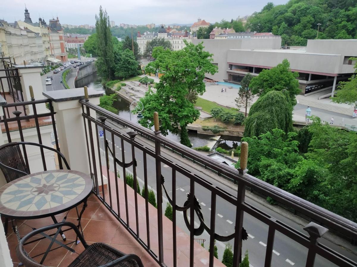 Rezidence Beethoven Apartamento KLV Exterior foto