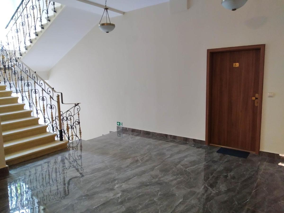 Rezidence Beethoven Apartamento KLV Exterior foto